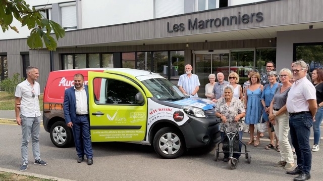 Villars : un nouveau véhicule électrique pour le portage des repas