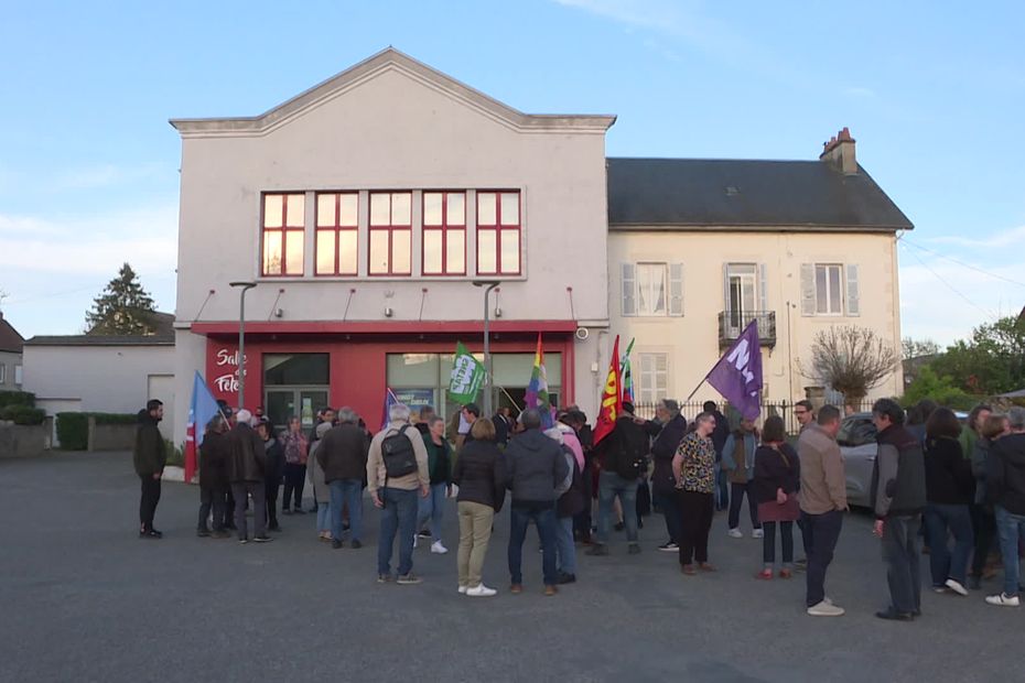 un collège privé accusé d'être proche de l'extrême droite prévoit d'ouvrir ses portes à la rentrée