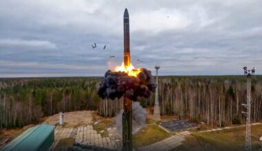 Poutine menace l'Ukraine et l'Europe en déployant un missile hypersonique au Bélarus