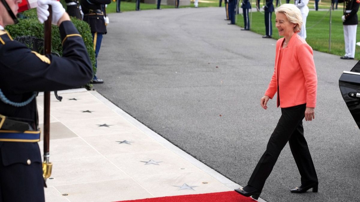 Ursula von der Leyen a-t-elle été exclue d'une réunion des dirigeants européens avec Donald Trump ?