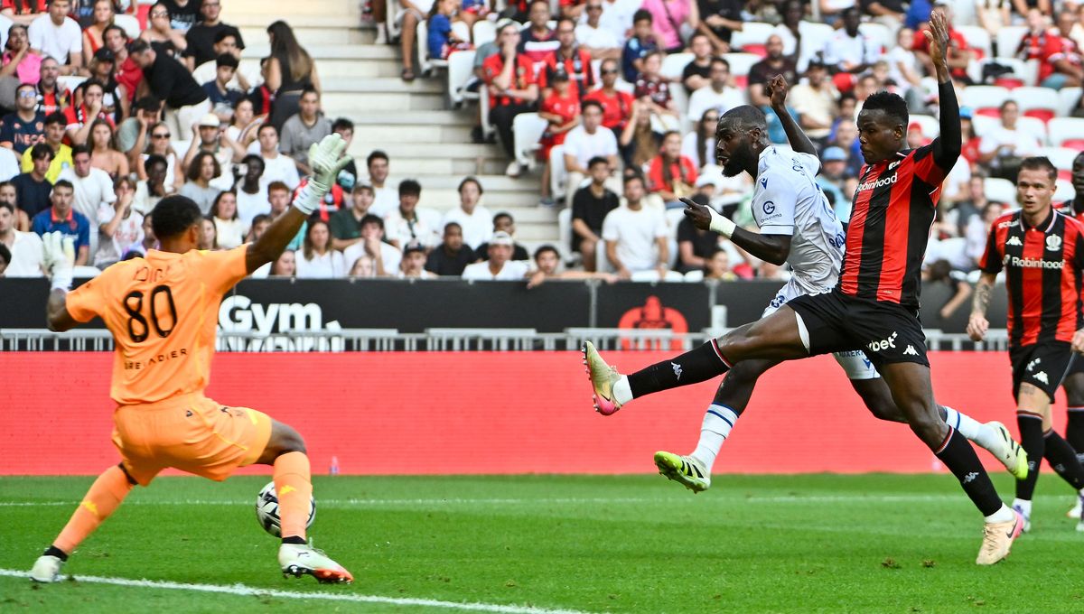 Ligue 1 : Pélissier veut "absolument garder" Sinayoko, les réactions auxerroises après Nice-AJA (3-1)