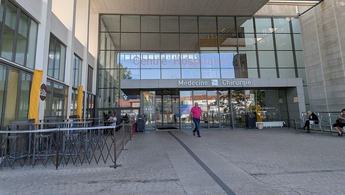 "Avec la canicule, on a eu 10% d'affluence en plus" : Thomas Vincent, médecin urgentiste au CHU de Saint-Étienne