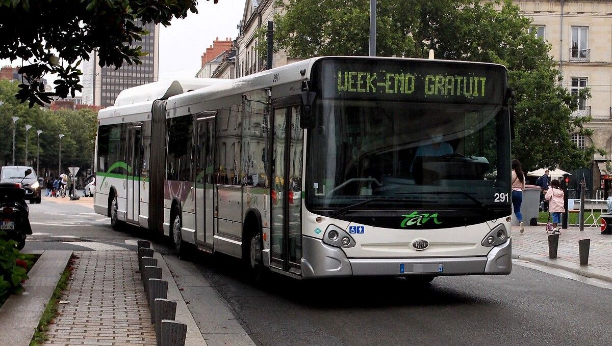 Une nouvelle ligne de Chronobus à Nantes : la ligne 54 devient la C8 et continue de desservir la gare SNCF