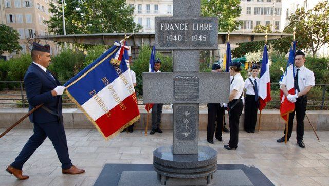 "Supprimer le 8 mai férié, c'est effacer la mémoire" : à Marseille indignation sur le Vieux-Port martyrisé en 1943