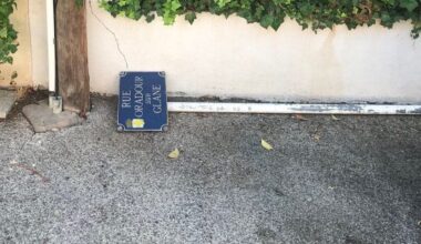 Toulon : un panneau "Oradour-sur-Glane" déposé devant le domicile d'une élue de gauche