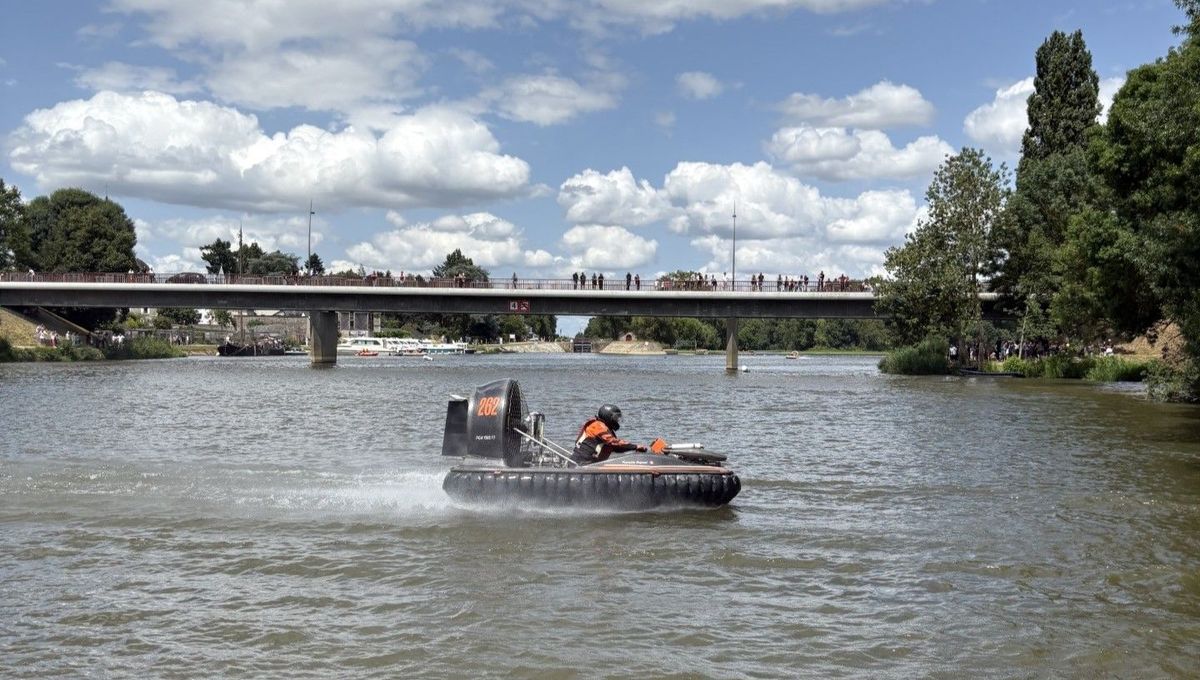 Le championnat d'Europe d'aéroglisseurs se tient ce week-end à Port-Saint-Père, près de Nantes