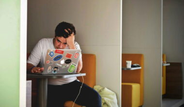 Le cyberharcèlement augmente plus rapidement au Royaume-Uni que le harcèlement traditionnel selon une étude