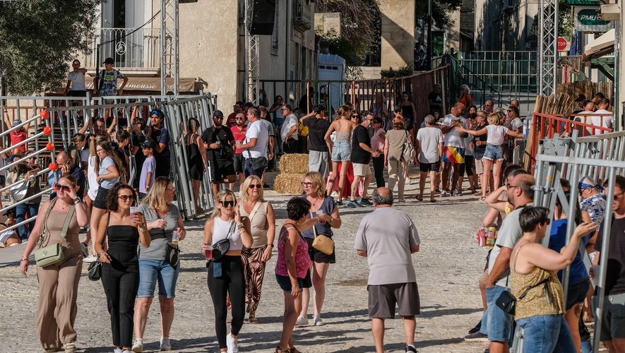 "Il y a beaucoup de moustiques, on se fait piquer toute la journée" : avec 9 cas de chikungunya, l’ARS fait de Castries sa ville pilote