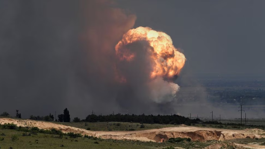 DIRECT. Guerre en Ukraine : des attaques de drones ukrainiens ont fait 3 morts et détruit des cibles industrielles dans 3 régions de Russie
