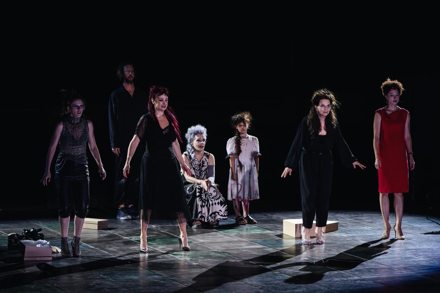 A Athènes, le retour sur scène de Juliette Binoche dans « Le serment d’Europe » de Wajdi Mouawad crée l’événement