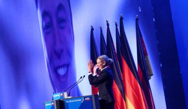 Elon Musk participe à un meeting de l’AfD pendant la campagne des législatives anticipées en Allemagne