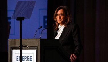 Aux Etats-Unis, le retour calculé de Kamala Harris