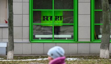 Selon un rapport: Les médias russes interdits par l'UE restent accessibles
