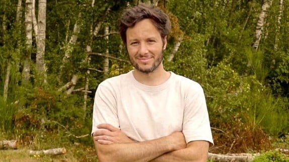 les progrès de Vianney dans son projet loin de la musique impressionnent