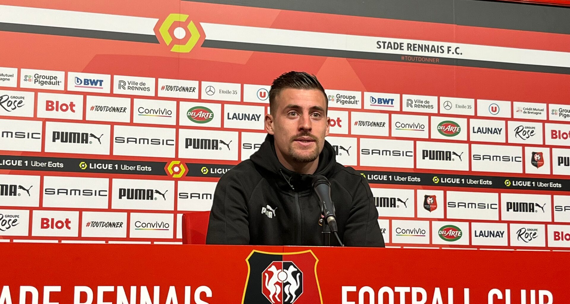Mercato : Santamaria, Olaigbe, Gomez, Omari… 4 départs bientôt enregistrés pour Rennes ?