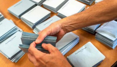 le Conseil constitutionnel valide la réforme du mode de scrutin à Paris, Lyon et Marseille