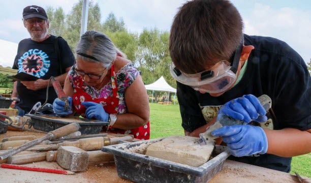 Le Festival de la matière est l’occasion de découvrir plein de techniques créatives à Buding. Photo Armand Flohr