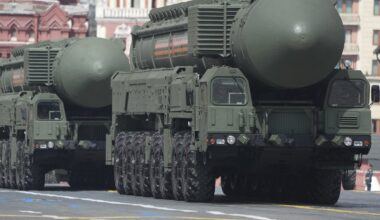 Guerre en Ukraine : 12 mètres de long, autonomie illimitée… La Russie relance les tests de ses missiles 9M730 Burevestnik et brandit à nouveau la menace nucléaire