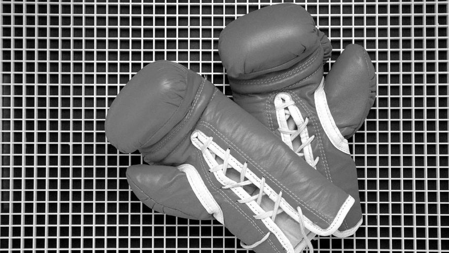 Boxe : "Une nouvelle déchirante…" Un jour après, un deuxième boxeur japonais décède de ses blessures, les combats avaient eu lieu la même soirée