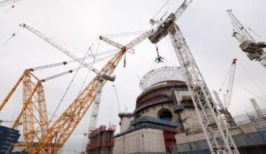 Le Royaume-Uni met les bouchées doubles pour relancer le nucléaire
