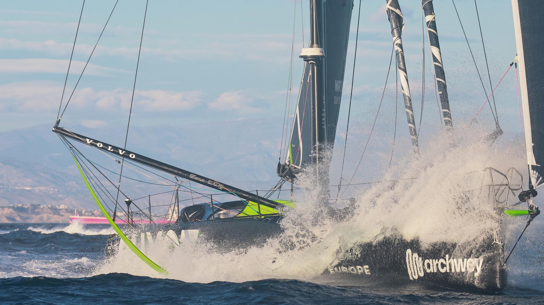 En Allemagne, collision spectaculaire entre deux voiliers au départ de The Ocean Race Europe