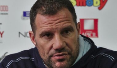 Rugby : "Le seul club de Top 14 dirigé par un président absent !" L’ancien entraîneur du Stade Français se lâche contre la direction du club