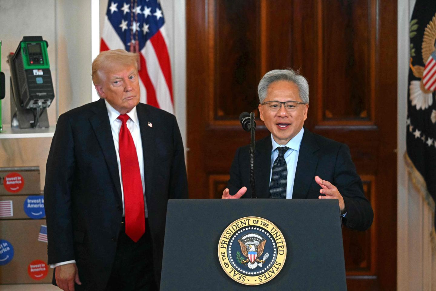 Le prélèvement fédéral de 15 % sur les exportations de Nvidia en Chine, nouveau signe de l’ingérence de Donald Trump dans la vie économique