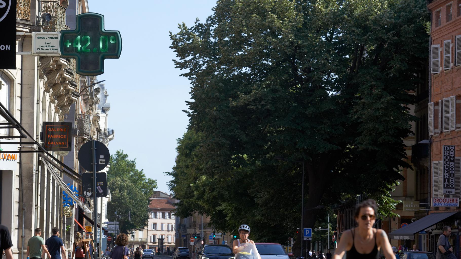 quatorze départements en alerte ce mardi, la vigilance maintenue demain