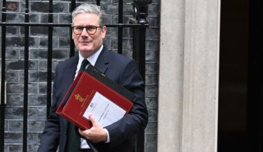les chiffres officiels de l'immigration illégale embarrassent le gouvernement de Keir Starmer