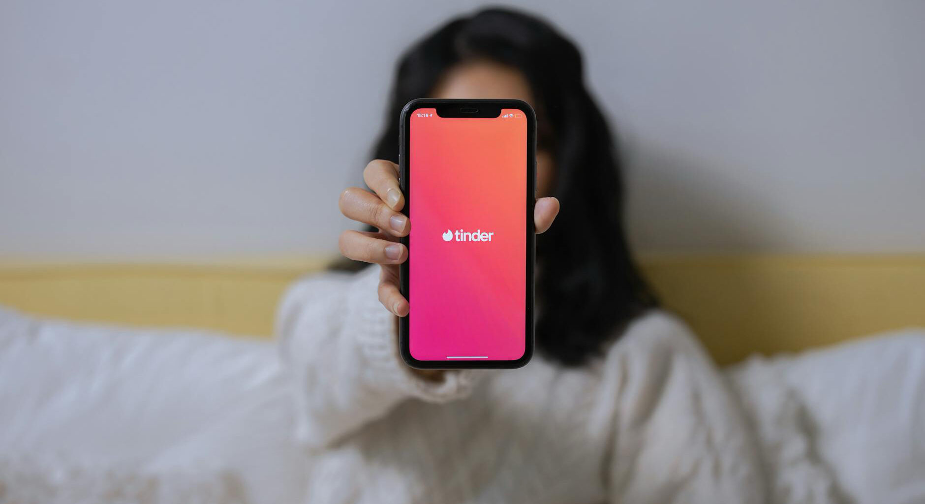 🇫🇷 Rennes. L’arnaqueur de Tinder qui a soutiré 50 000 € à 19 femmes condamné – Police & Réalités