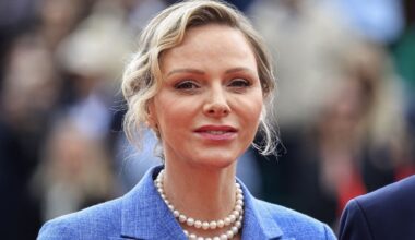 Face à la hausse des noyades, l'ex-championne de natation Charlène de Monaco veut faire de l'apprentissage de la nage un "droit fondamental"