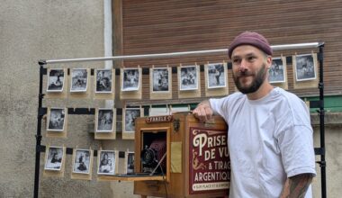 Un photographe argentique ambulant sur le chemin de Stevenson