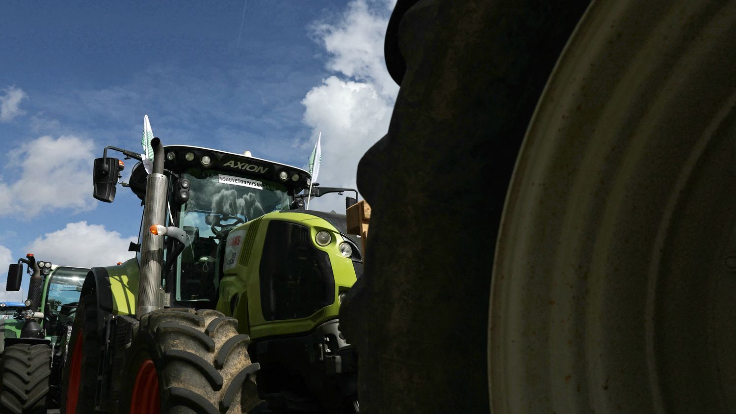 des agriculteurs menacent de vider les rayons des produits contenant des néonicotinoïdes dans le Bas-Rhin