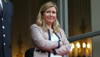 Yaël Braun-Pivet s’explique sur son poulailler après l’affaire des CRS qui auraient nourri ses poules