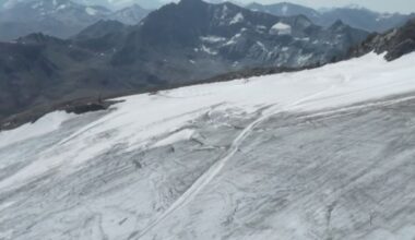 la température grimpe en montagne et les glaciers fondent.