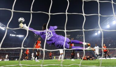 Marseille ouvre sa saison par une défaite à Rennes, pourtant réduit à dix