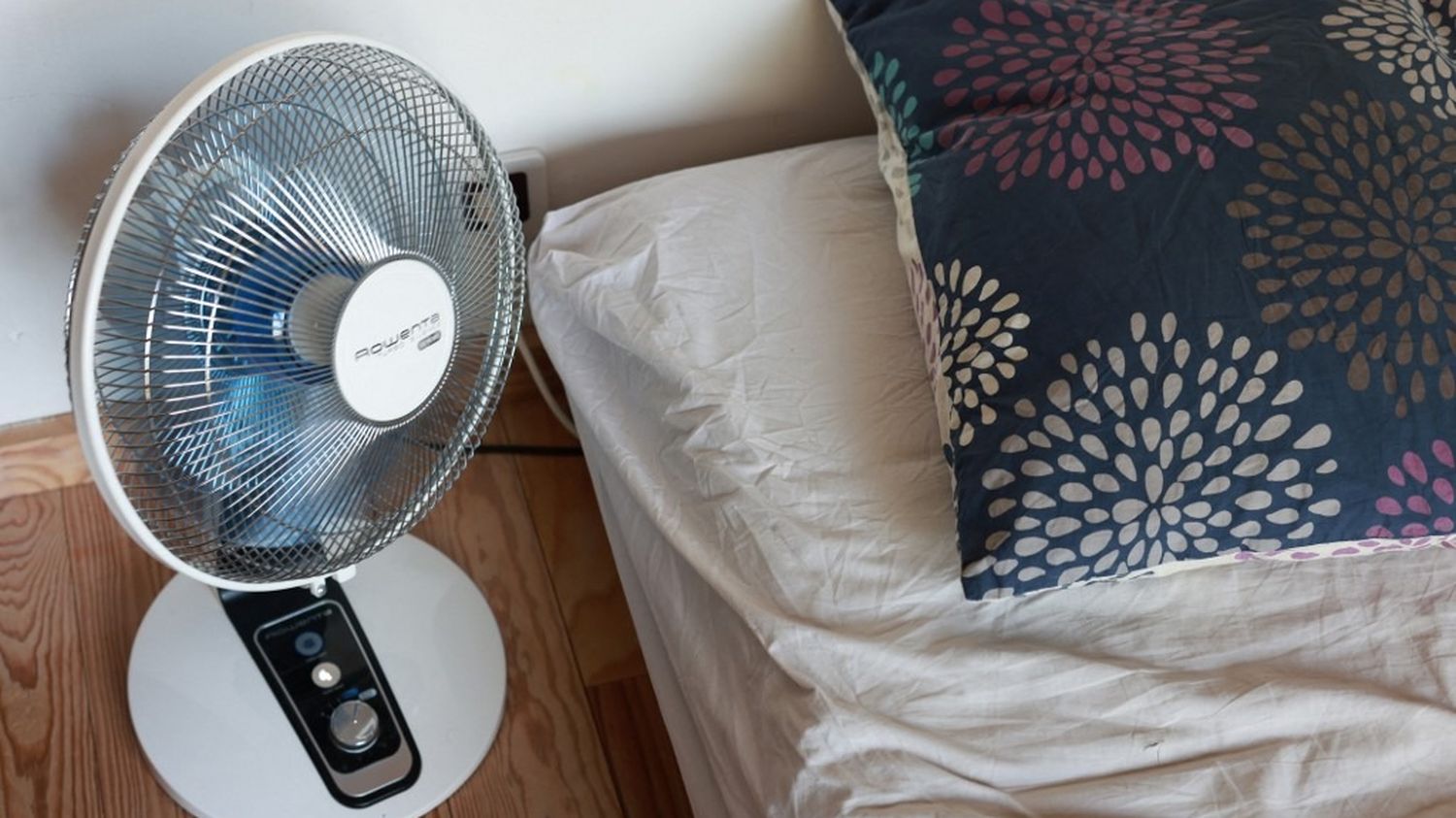 des records de températures battus dans la nuit de vendredi à samedi dans plusieurs villes françaises, selon Météo-France
