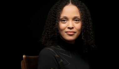 la romancière afro-américaine Jesmyn Ward plonge aux racines de l'histoire de sa communauté dans un chant homérique