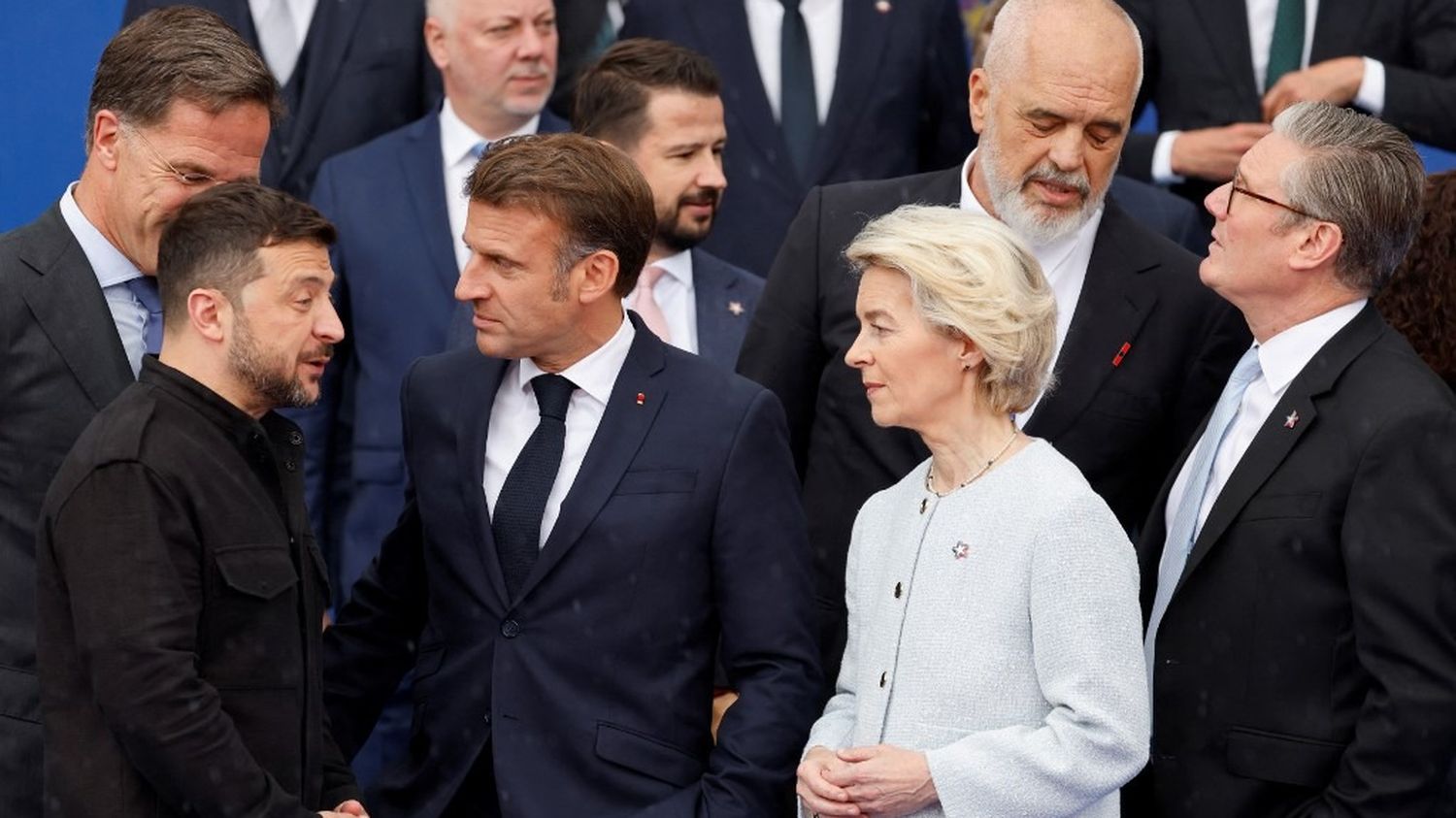 plusieurs dirigeants européens, dont Emmanuel Macron, participeront à la réunion entre Donald Trump et Volodymyr Zelensky à Washington