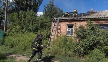 En direct, guerre en Ukraine – Des frappes russes font des blessés avant les discussions à la Maison-Blanche