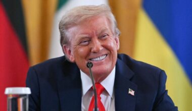 Donald Trump annonce qu'il a "commencé les préparatifs" d'une rencontre entre Vladimir Poutine et Volodymyr Zelensky