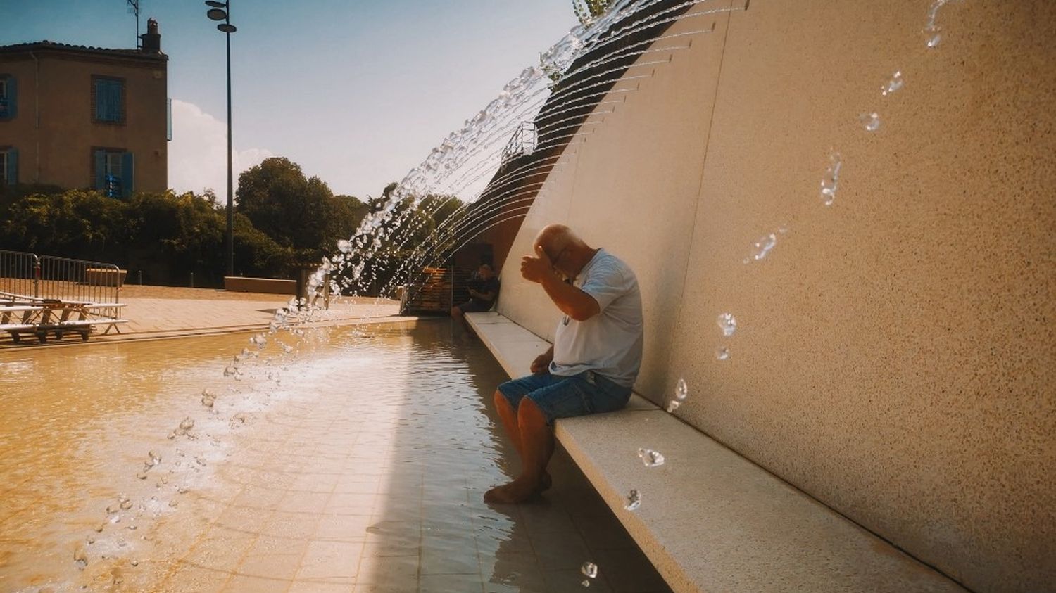 Une canicule de onze jours, 15 records absolus de températures... Visualisez l'intensité de la vague de chaleur qui a touché la France