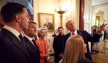Guerre en Ukraine : Trump veut négocier, l’Europe prépare des sanctions… quels scénarios après le sommet de Washington ?