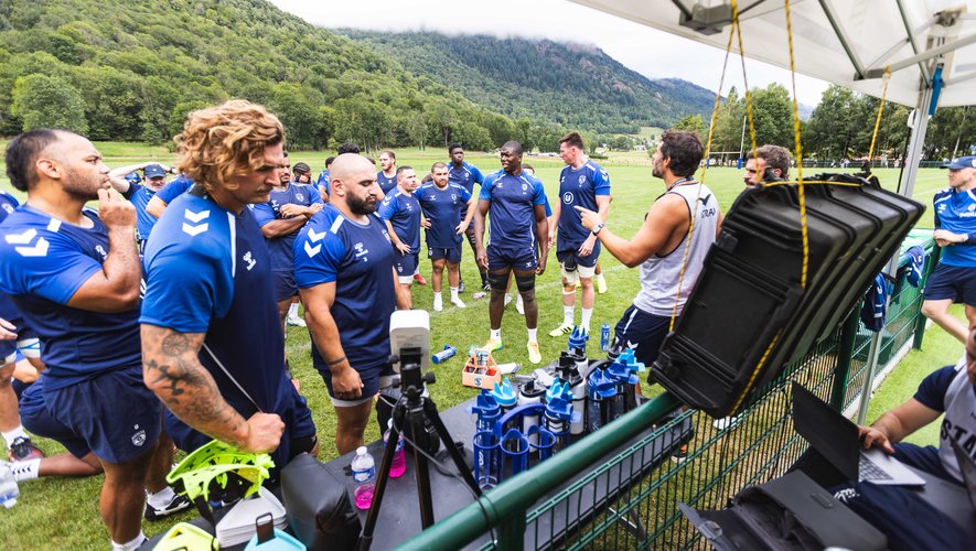 Comment les joueurs du Montpellier Hérault Rugby s’entraînent au frais, dans les Pyrénées