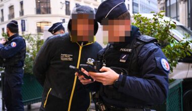 Paris: un policier interpellé pour avoir vendu des infos à des malfrats