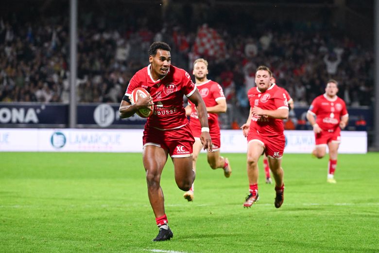 Noah Nene avec l'US Dax.