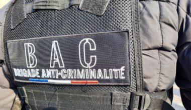 Trois policiers de la Brigade anti-criminalité blessés à Paris par deux personnes qui tentaient de forcer un véhicule en stationnement