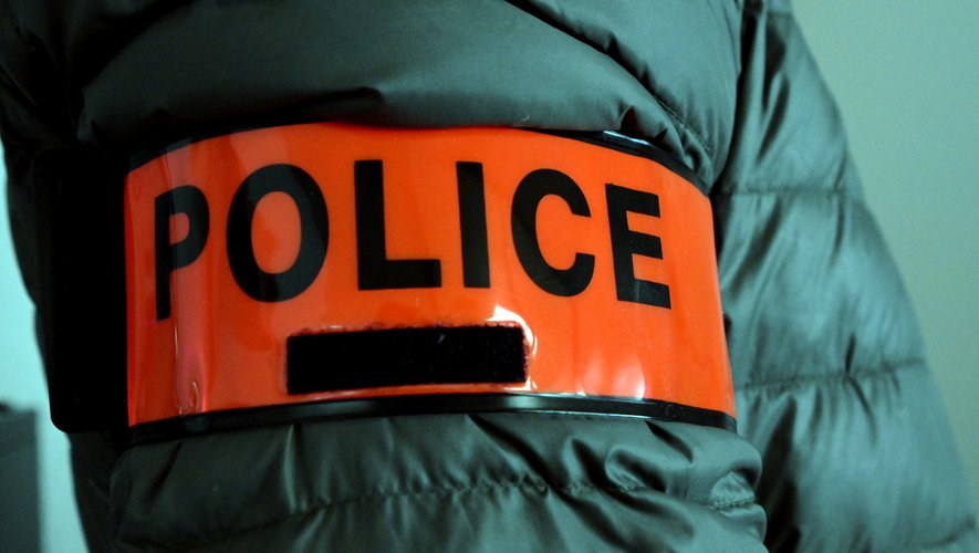 "Tue le, tue le" : un homme de 21 ans tué à l’arme blanche, la victime était poursuivie par une dizaine de personnes peu avant les faits