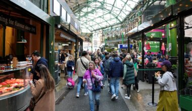 Les anticipations d'inflation à court terme au Royaume-Uni restent stables à 4 %, selon Citi et YouGov