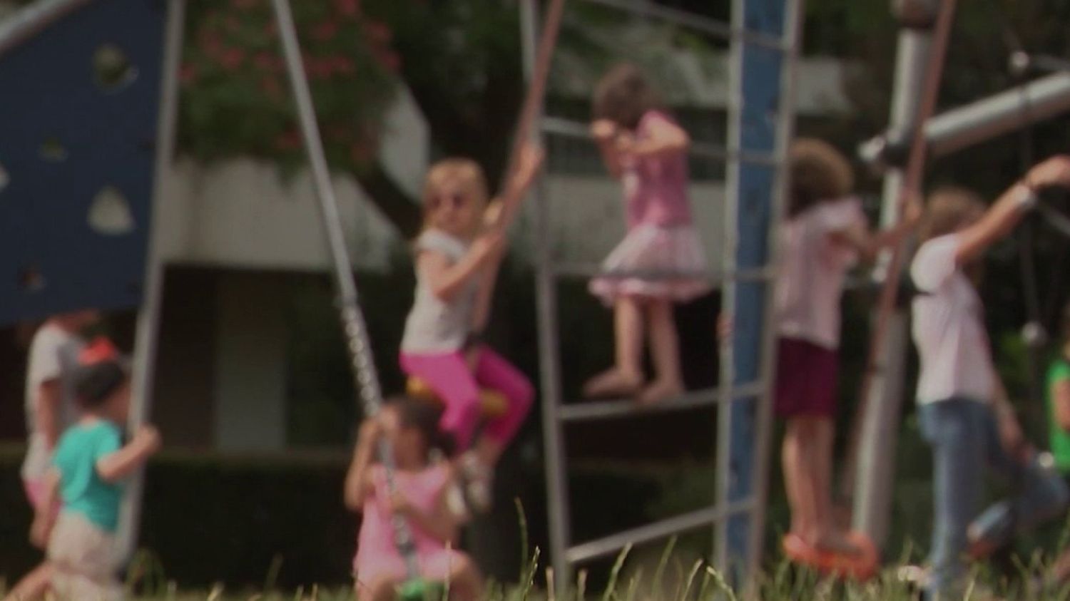 les gagnants et les perdants de la réforme sur les aides à la garde d’enfants